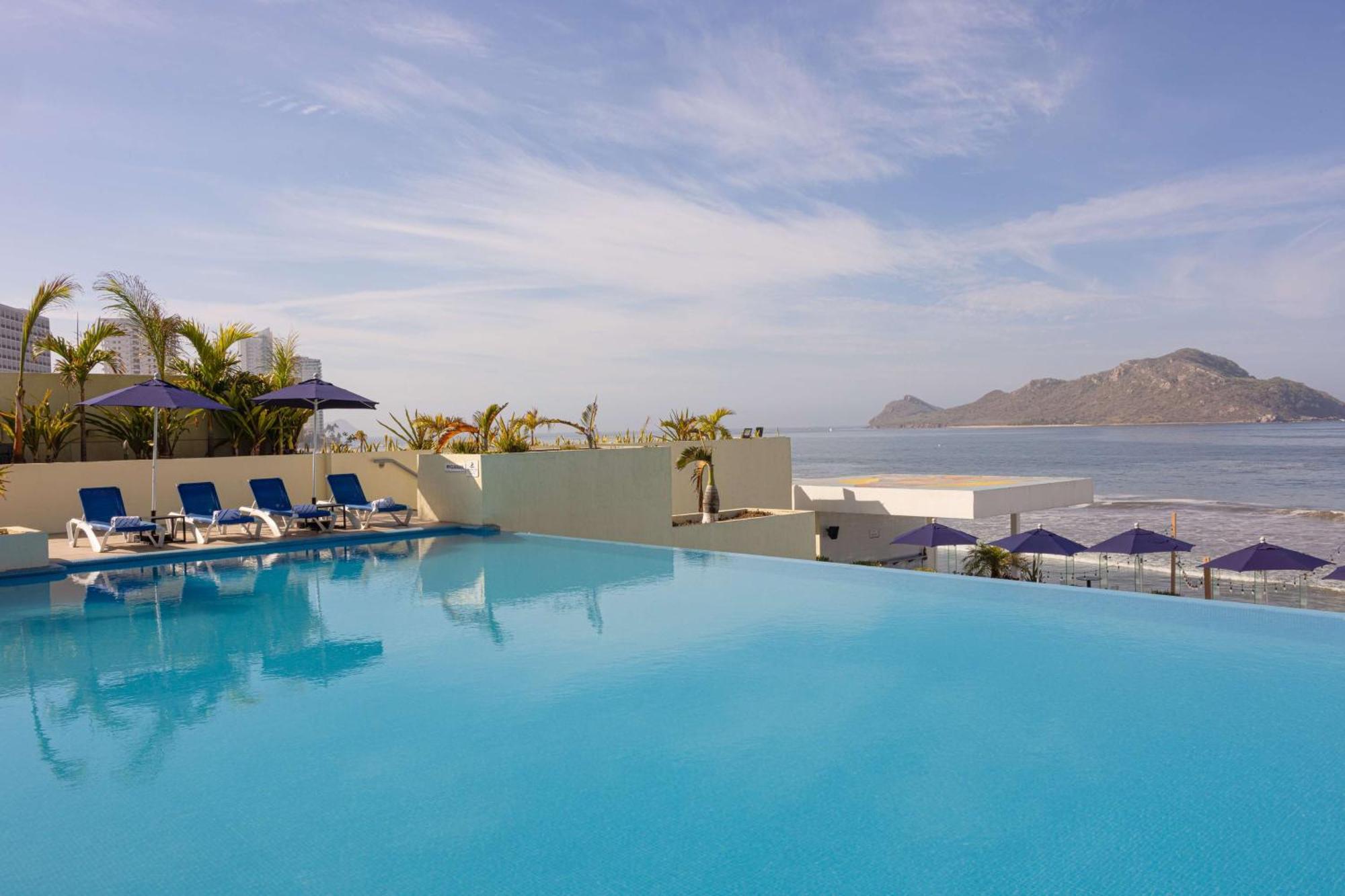 Doubletree By Hilton Mazatlan, Sin Hotel Exterior photo
